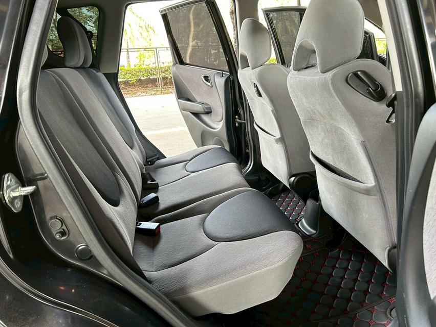 2006 Honda JAZZ 1.5 i-DSi รถสวยจัด สภาพเยี่ยม รูปที่ 8