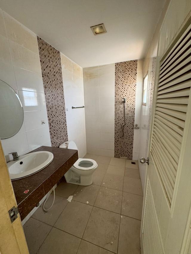 ขายบ้านแฝด หมู่บ้านนราสิริ ซอยทรัพย์ธานี อำเภอปลวกแดง จังหวัดระยอง 6