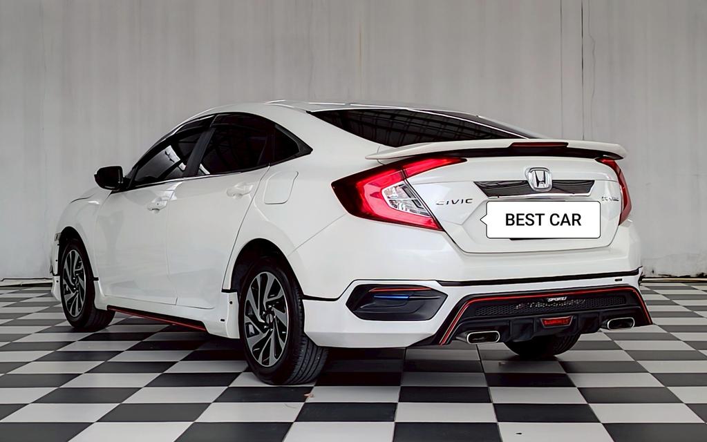 ðHONDA CIVIC FC 1.8 E āļāļĩ 2016ð