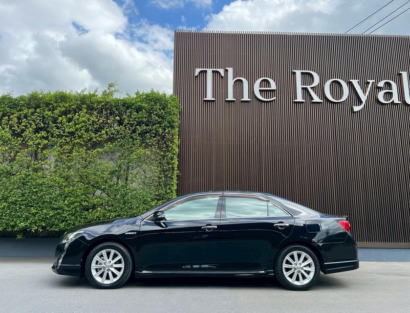 TOYOTA CAMRY 2.5 Hybrid DVD รถปี2013 จด14 สีดำ (แบตเตอรี่เปลี่ยนศูนย์มา 2 ปี) 4