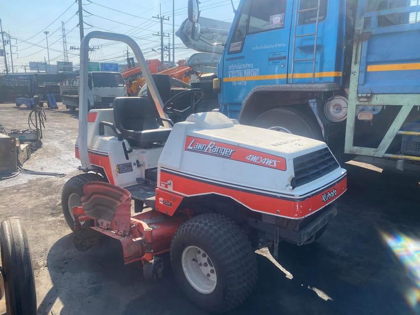 ปล่อยรถตัดหญ้า Kubota MX3MA 