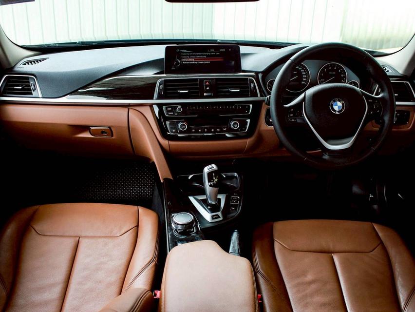 BMW SERIES3 330e LUXURY (LCI) F30 รูปที่ 8