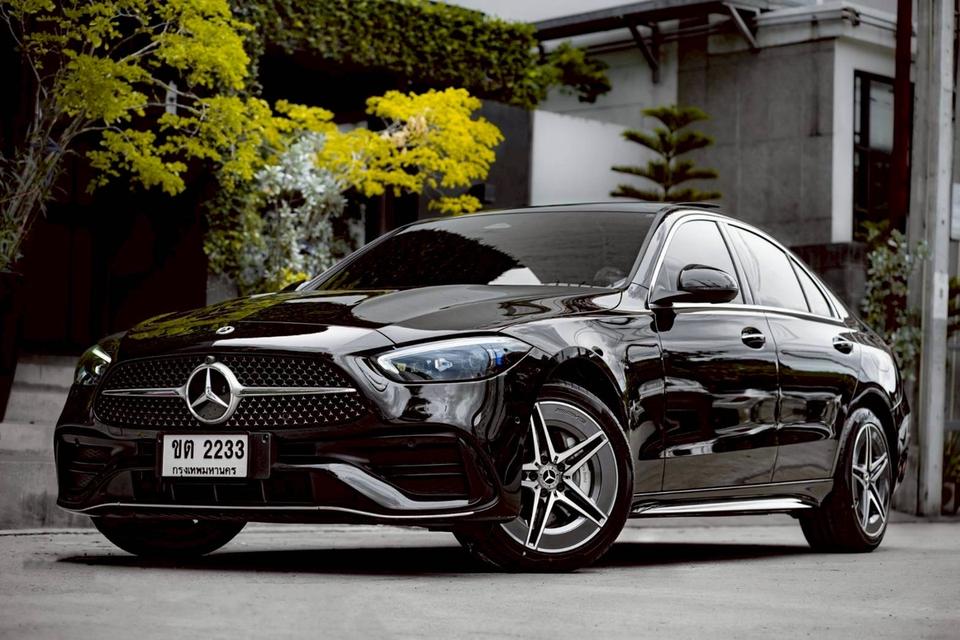 รหัสรถ PR2233 Mercsdes-Benz C350e AMG Dynamic Sport Package (Top Option) ปี23 2
