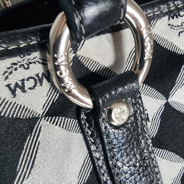 MCM Shopping tote  มือสองสภาพดี 4