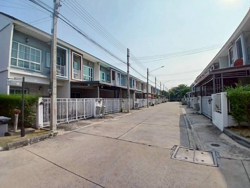 ขายบ้าน 2 ชั้น หมู่บ้านโมดิวิลล่ารังสิต ถนนรังสิต-ปทุมธานี 2