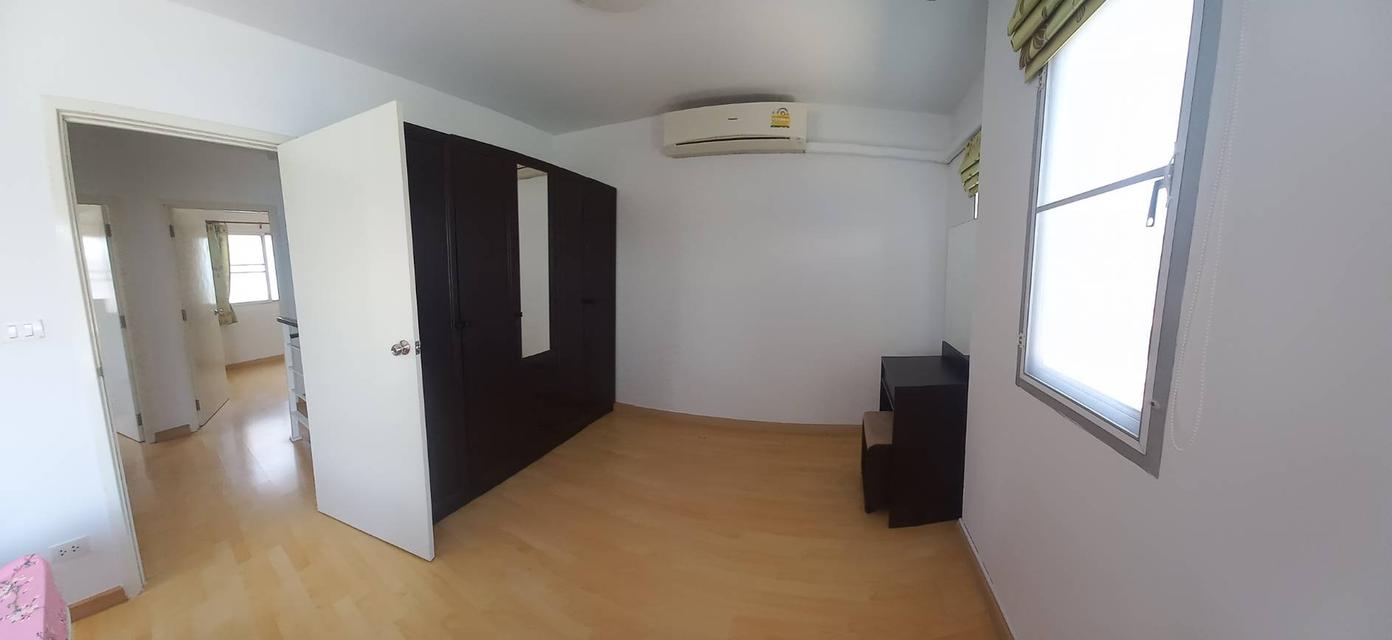 ให้เช่าทาวเฮ้าส์ หมู่บ้านเดอะคอนเน็ค ซอยสุขสวัสดิ์ 26 ถนนสุขสวัสดิ์  10,000 บาท/เดือน  ติดต่อ 0868829426 9