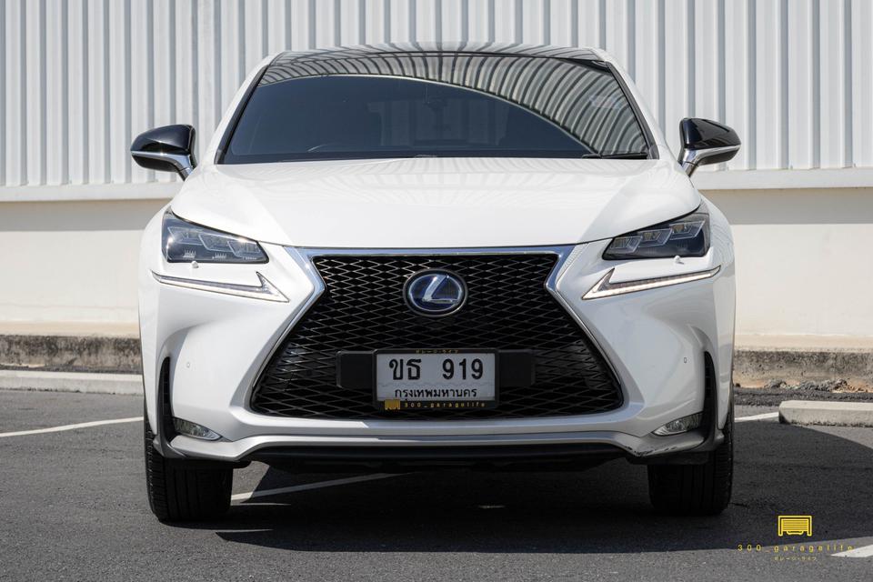 Lexus NX300h F-Sport Hybrid 2015  (รถมือเดียว) 2