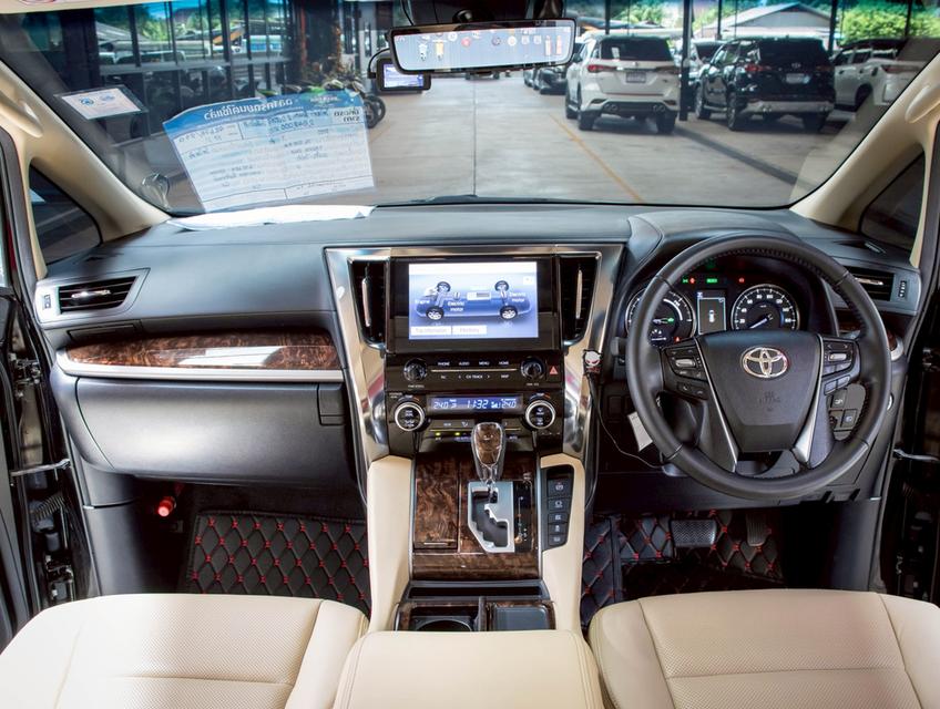 TOYOTA Alphard 2.5 HV 4wd ปี 2022 รถใช้น้อยมา วิ่ง 50,000 กม แท้ๆ รถเดิมๆทุกชิ้น 16