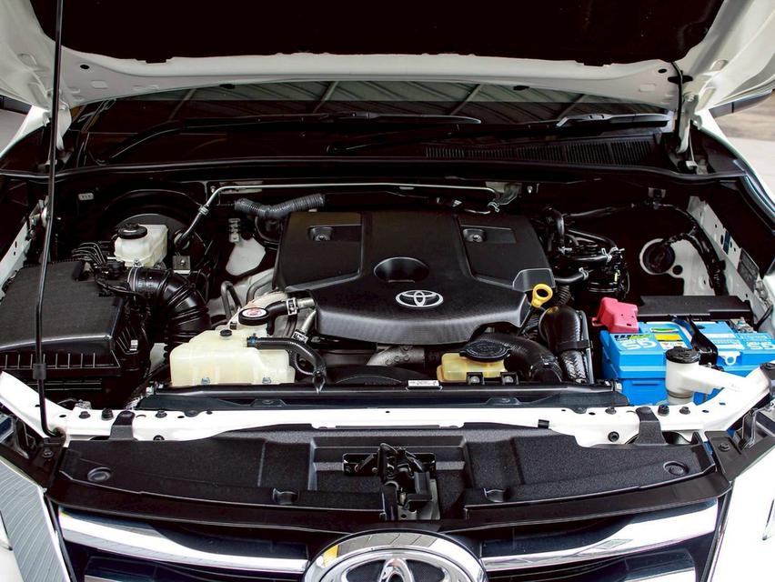 ขาย Toyota Fortuner 2.4V ปี20 17