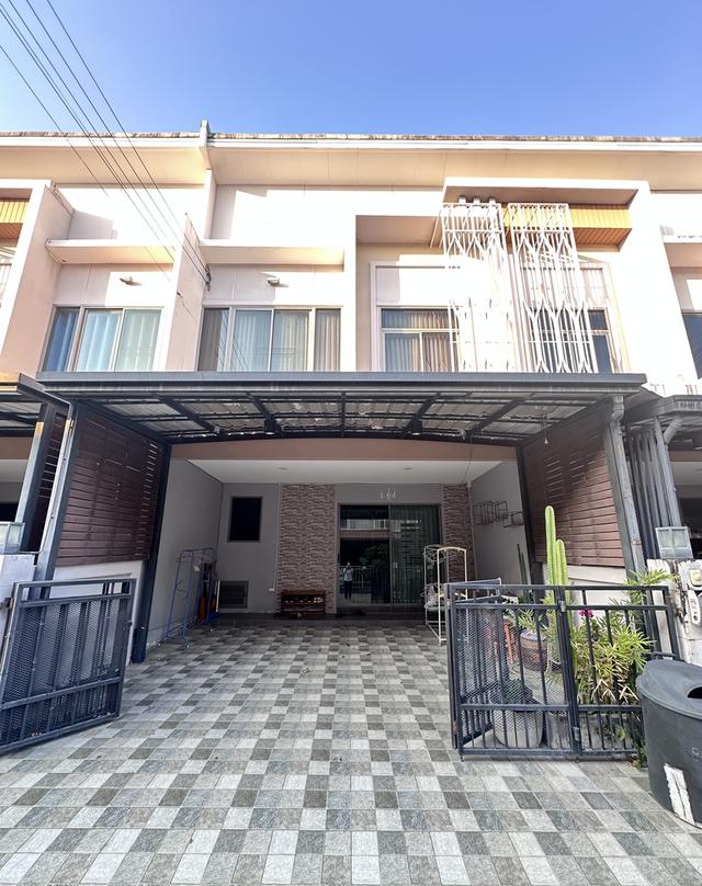 บ้านทาวน์เฮาว์ ทำเลใกล้เมือง 1