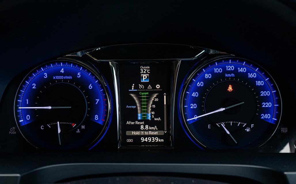 Toyota CAMRY 2.0 G Sedan AT 2015ไมล์ 94,xxx km. !!!  ราคา 449,000 บาท. รูปที่ 11