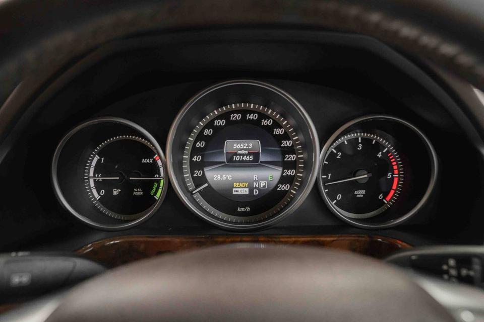 รหัสรถ 67GG7411 Benz E300 Bluetec Hybrid 2014 13