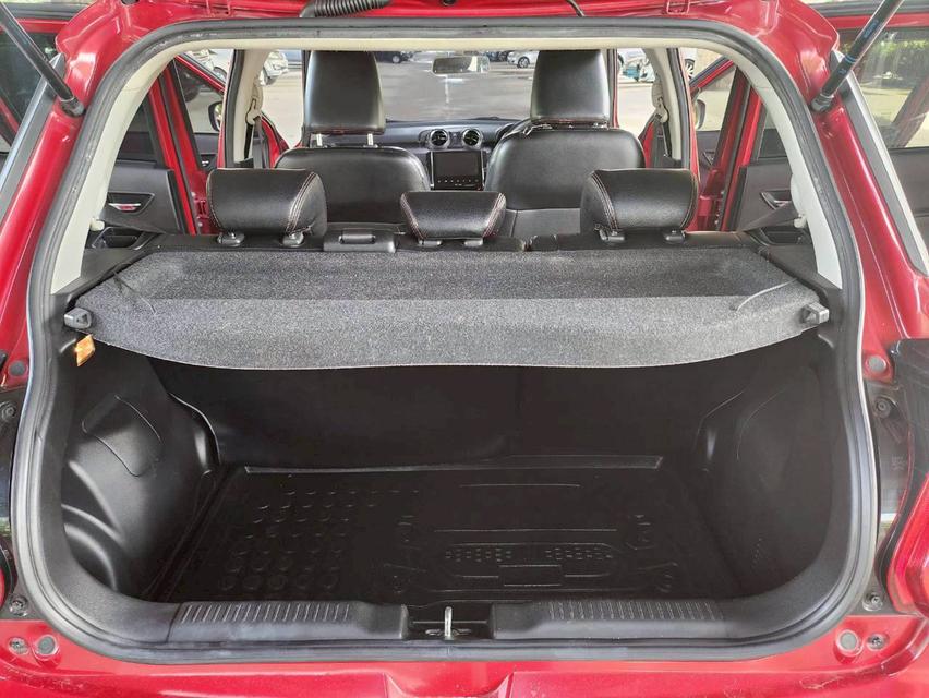 ขายรถ Suzuki Swift 1.2GLX Hatchback ปี 2022 สีแดง เกียร์ออโต้ 18