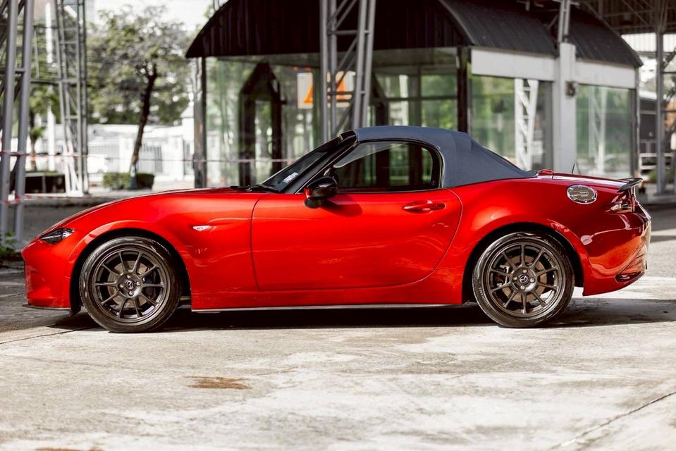 รหัสรถ PR6920 Mazda MX-5 Roadster 990s Edition (2023) 3