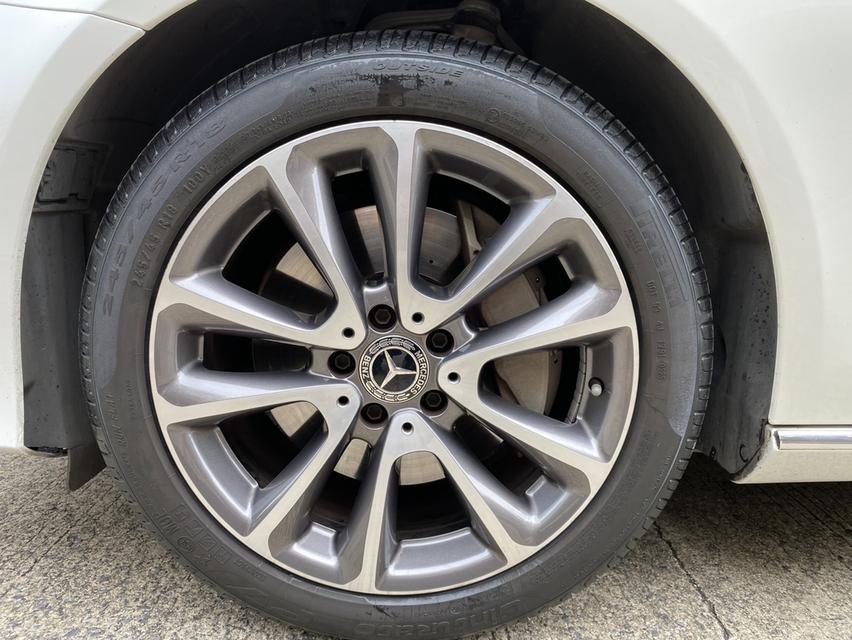 ขาย Benz E300e avantgrade ปี2021 17