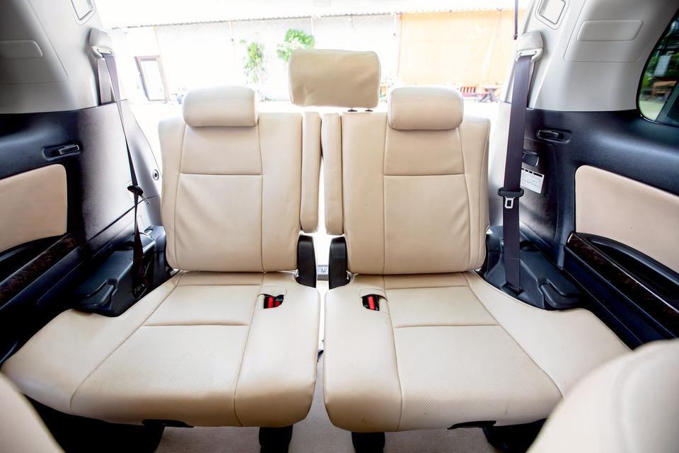 Toyota Vellfire 2.4ZG ปี14 15