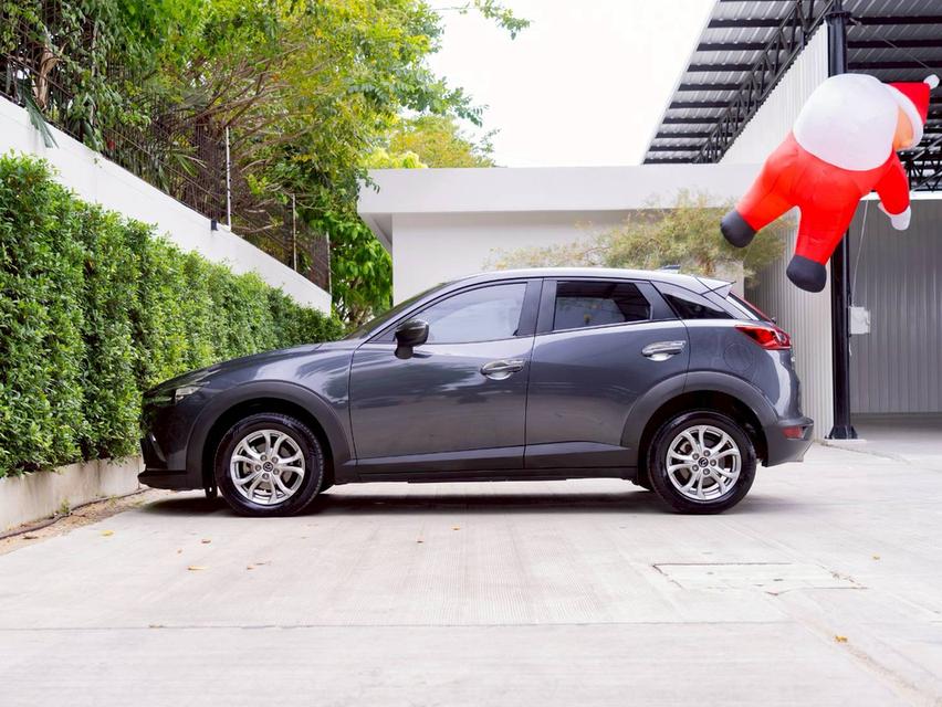 Mazda CX-3 2.0E ปี 2017 เจ้าของเดียว สวยสีเดิม รถไม่มีอุบัติเหตุ 6