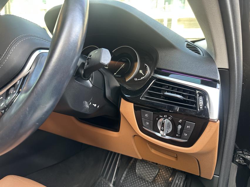 ฺBMW 530e 2.0 Elite จดทะเบียนปี 2020 รถมือเดียว ไมล์ 4x,xxx km รูปที่ 8