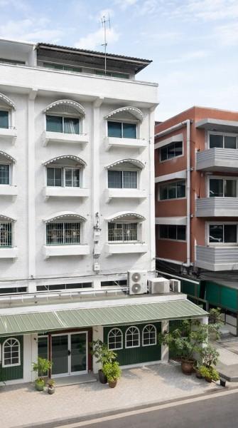 อาคารพาณิชย์หัวมุม 5 ชั้น 2 คูหา 15นอน 15น้ำ MRT ลาดพร้าว 101 249ม. เดอะมอลล์ บางกะปิ 950ม. 40 ตร.ว. 640 ตร.ม. จอดรถ 3-4 1
