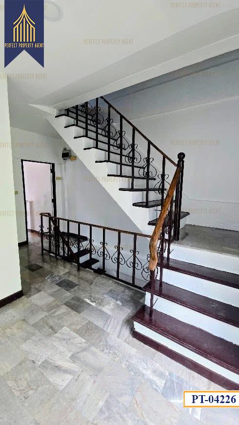 ขาย ทาวน์เฮาส์สินทวีสวนธน 3 ตกแต่งใหม่ พร้อมอยู่ค้าขายได้ 10