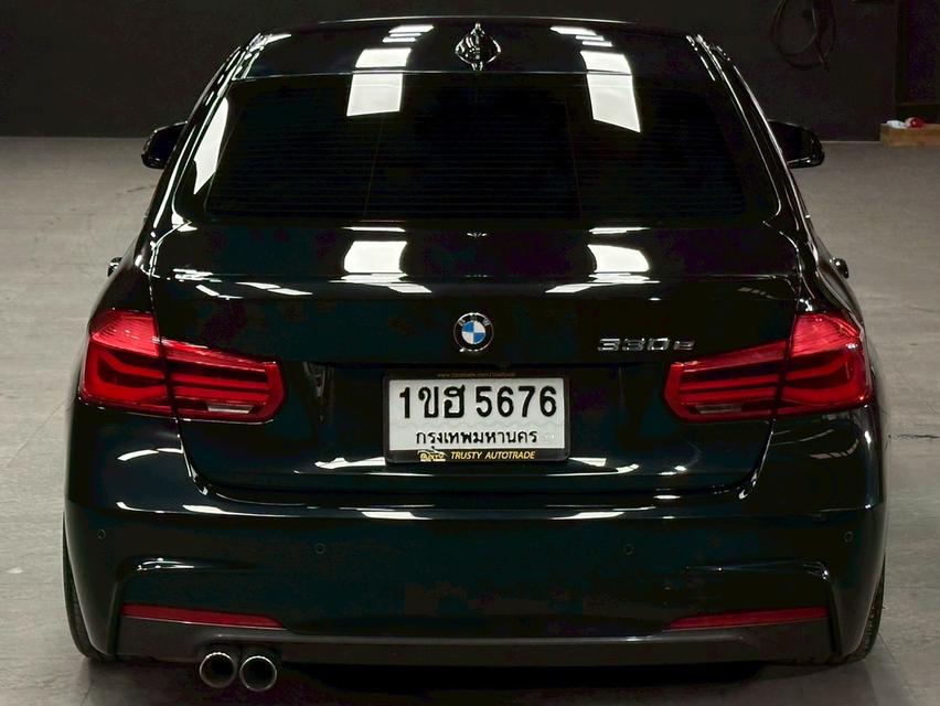 BMW 330e m sport ปี 2017