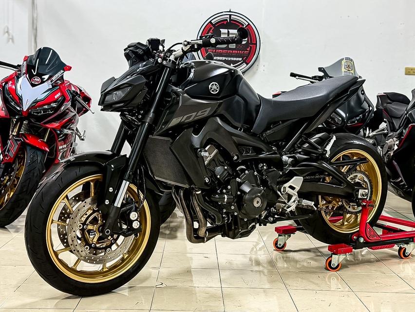 Mt09