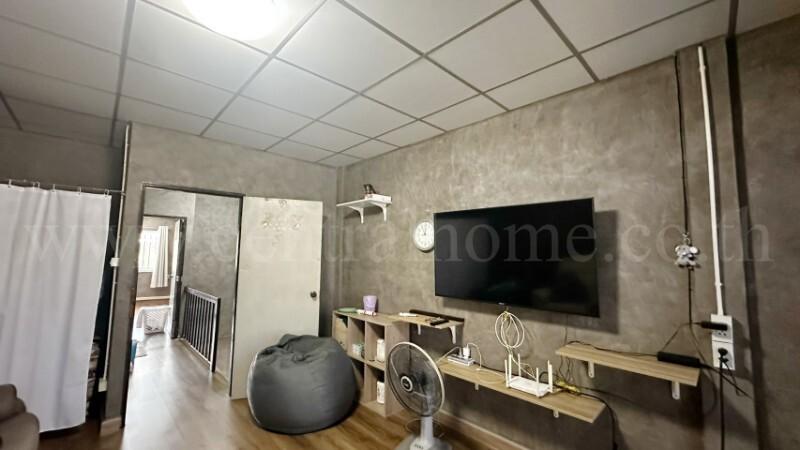 ทาวน์เฮ้าส์ รัตนชัย วิลล่า โครงการ 3 - ลำลูกกา รีโนเวท สไตส์ Loft พร้อมอยู่ 9