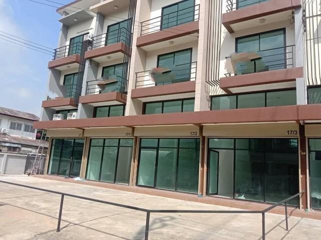 ให้เช่าทาวน์โฮม3.5ชั้นห้องมุม281ตร.ม.ย่านรามอินทราFashion Island เหมาะสำหรับออฟฟิศออนไลน์ไลฟ์ขายของใกล้MRTรามอินทรากม.9 1