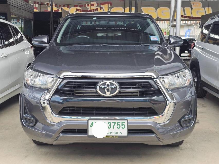 Toyota #Revo 2.4 cab entry เกียร์ธรรมดา ปี 2023 สีเทาเข้ม เครื่องดีเซล