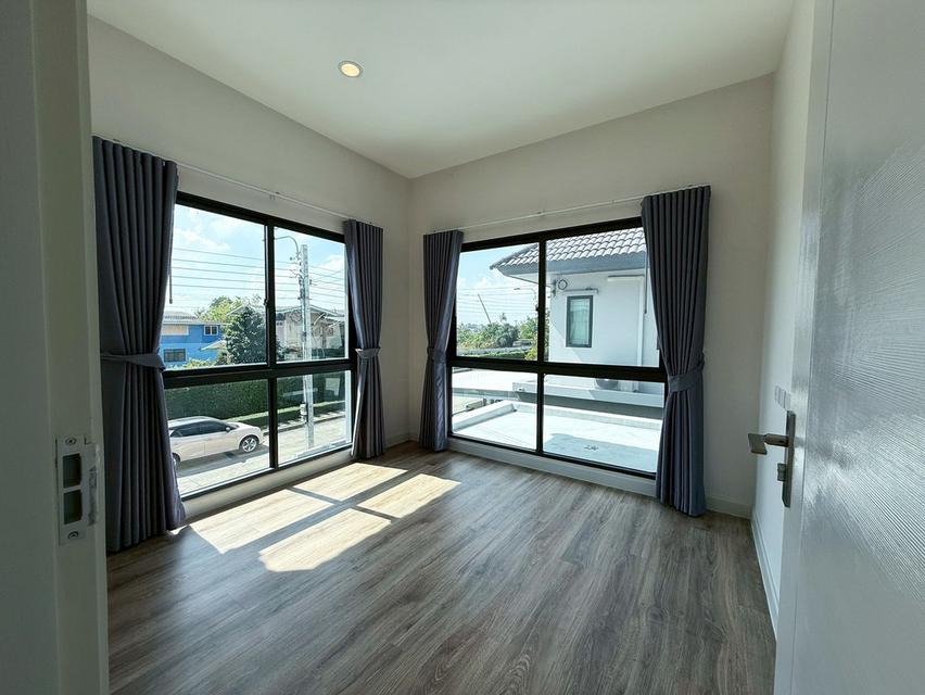 หมู่บ้านเวนิว โฟลว์ แจ้งวัฒนะ ถนนชัยพฤกษ์ ต.คลองข่อย อ.ปากเกร็ด จ.นนทบุรี 16