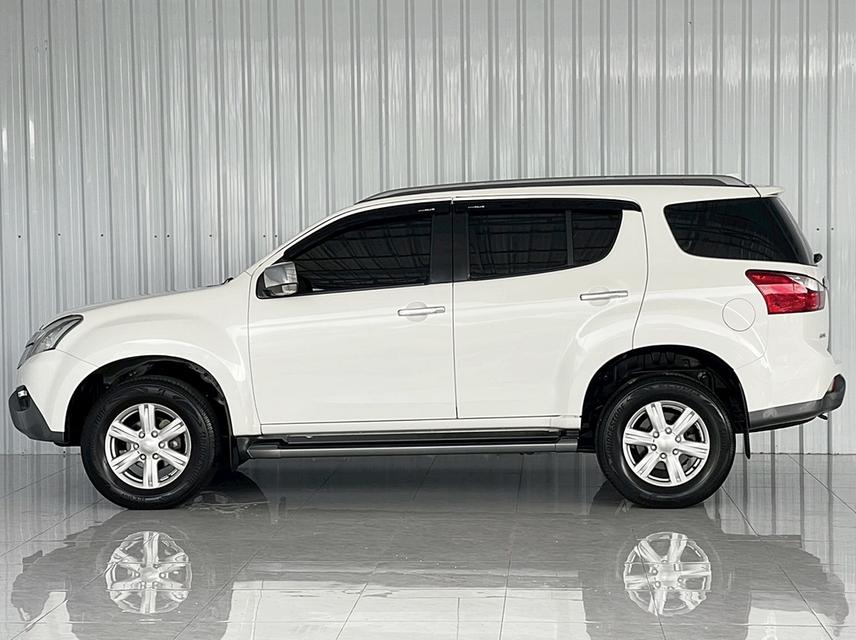 Isuzu  Mu-X 3.0 DVD NAVI ดีเซล เกียร์ออโต้  ปี2015 6