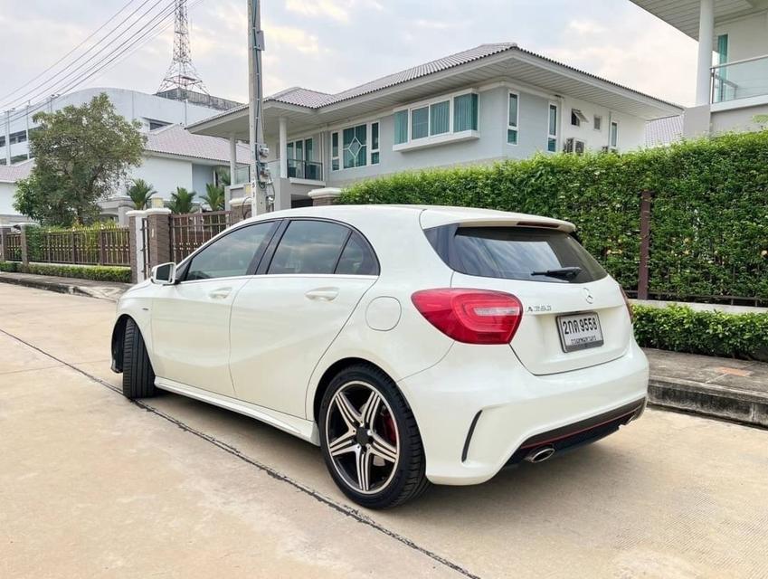 Benz A250 AMG Sport 2.0 W176 Sport Hatchback 2013  9