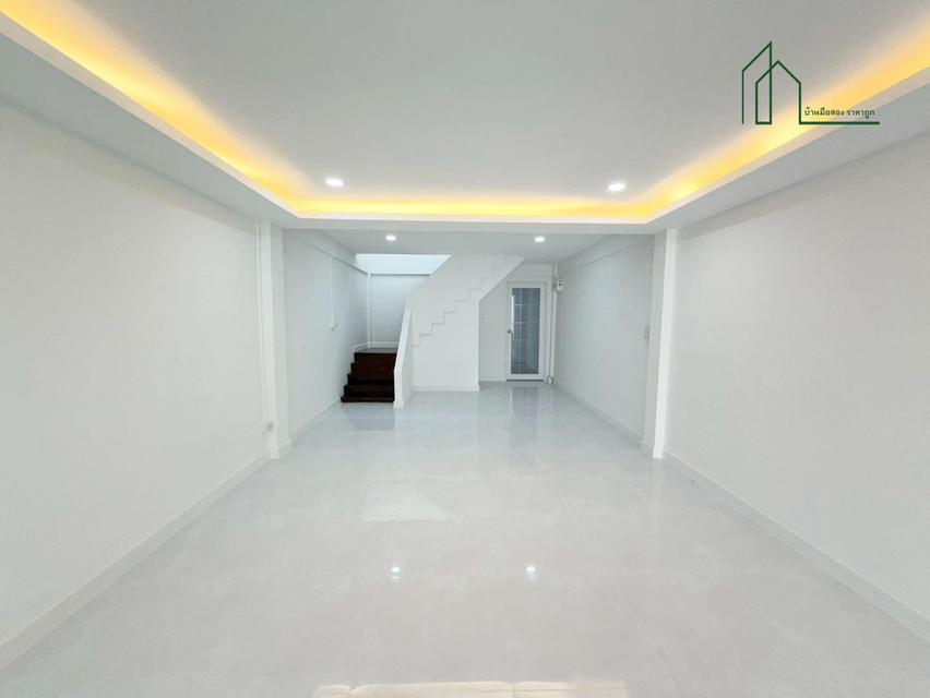 บ้านเดี่ยว 2 ชั้น หมู่บ้านอมรชัย3 ถนนบรมราชชนนี ศาลาธรรมสพน์ 5