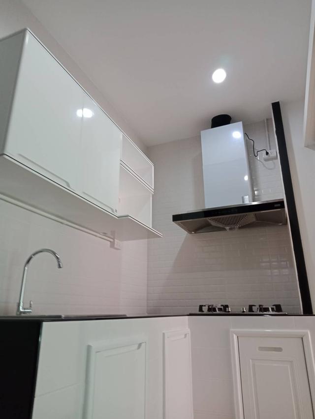 รับเหมา ต่อเติม โครงหลังคากันสาดห้องครัวเทพื้นปูกระเบื้อง Line dddesign23 รูปที่ 11