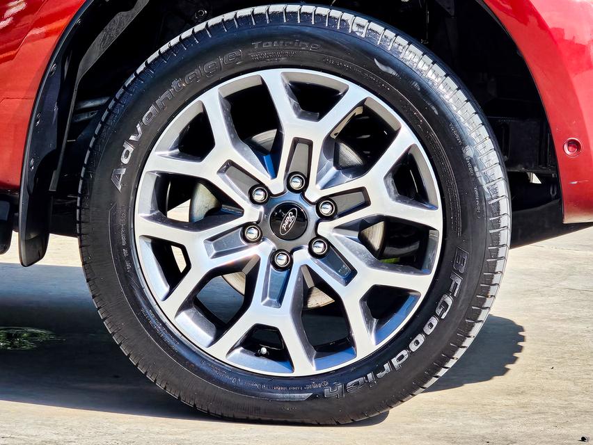 Ford  10