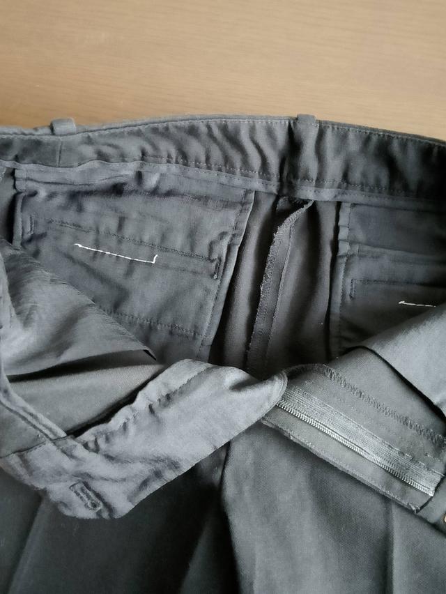มือสอง Uniqlo Smart Ankle Pants กางเกงขายาว ไม่ได้ใช้งาน ขายตัวละ 200 บาท