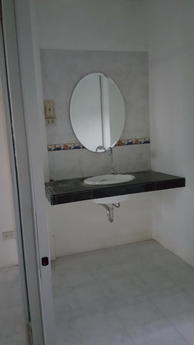 ให้เช่าโฮมออฟฟิศ ทำเลทอง!  3.5 ชั้น ม.มวลชนธานี บางแวก (บ้านเปล่า)  ติดถนนบางแวก พุทธมณฑลสาย 2 แยกทศกัณฑ์ 6