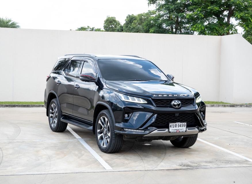 Toyota Fortuner 2.8Legender 2021 1