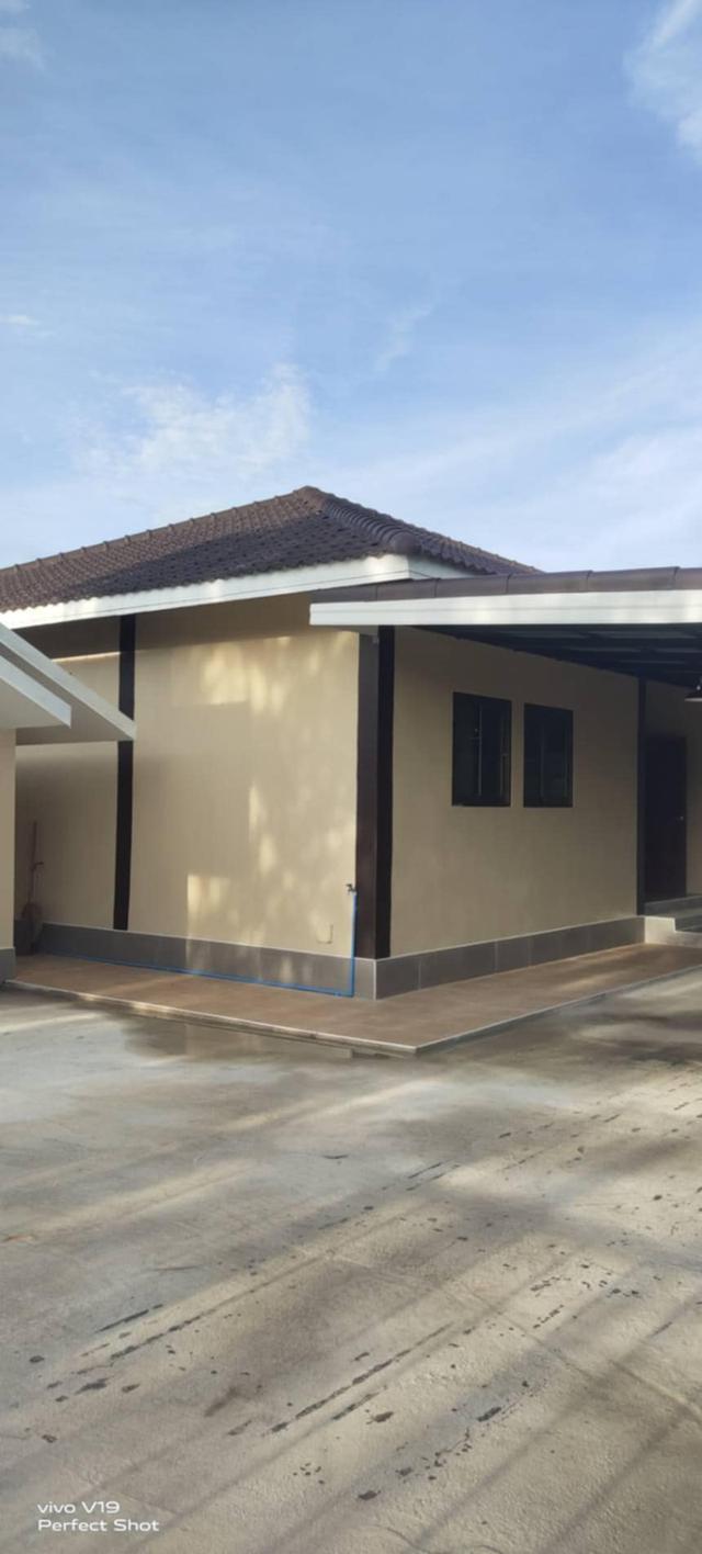 บ้านพร้อมที่ดิน จ.ระยอง ต.เพ อ.เมืองระยอง เนื้อที่101ตรว 9