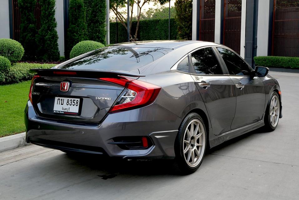 CIVIC FC 1.8 EL ปี2018 รถบ้านมือเดียว ประวัติศูนย์ชัดเจน