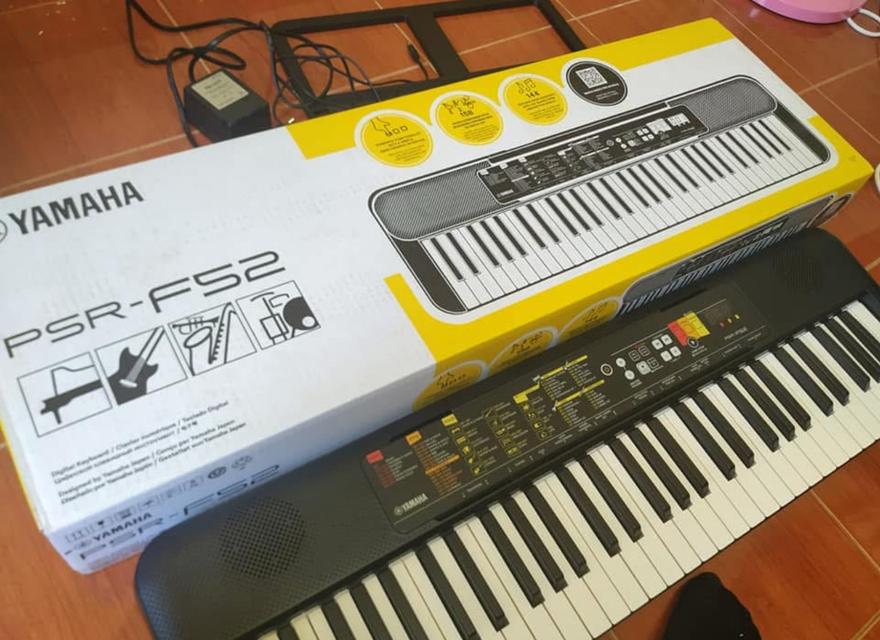 ขายคีย์บอร์ดไฟฟ้า Yamaha PSR-F52