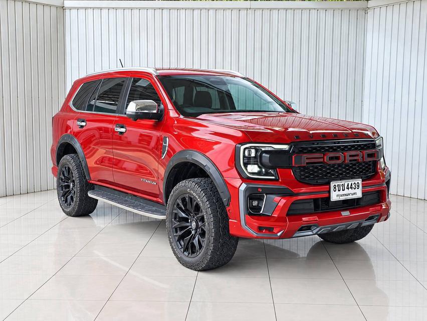 FORD EVEREST, 2.0 BI-TURBO 4WD TITANIUM PLUS ปี 2023 สีส้ม โฉม ปี22-ปัจจุบัน