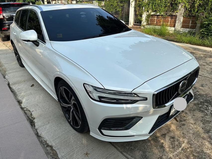 Volvo V60 ปี 2023 5