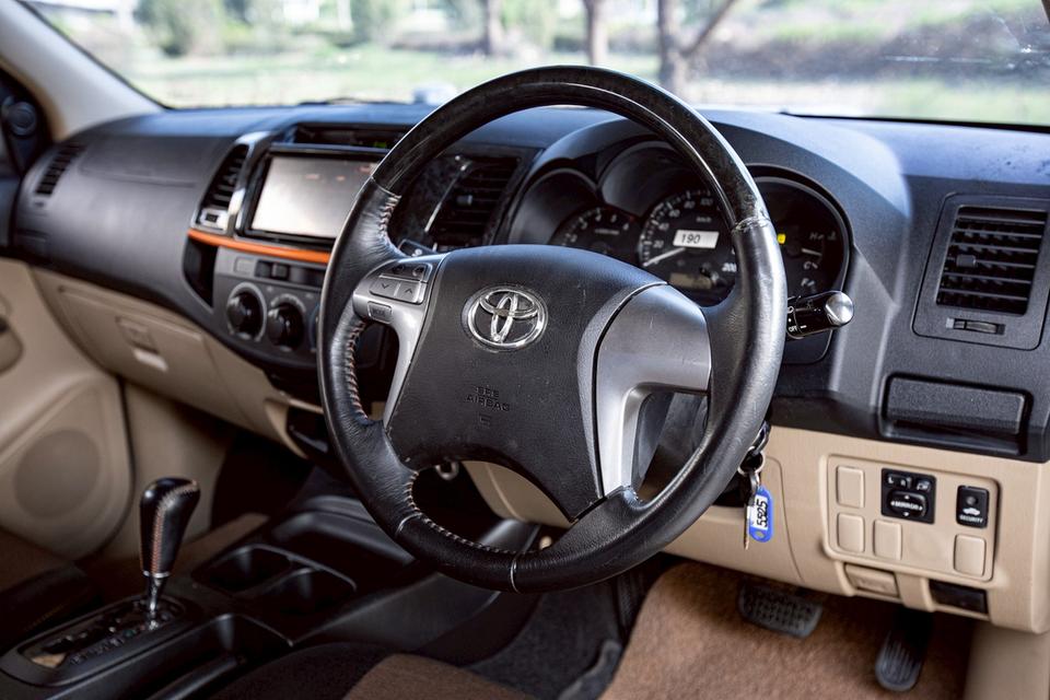 Toyota Vigo Champ Prerunner 3.0 TRD Double Cab ดีเซล เกียร์ Auto ปี 2014 สีขาว 17