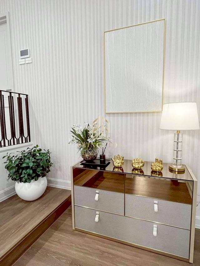 ขายหรือให้เช่า บ้านเดี่ยว นันทวัน พระราม 9 กรุงเทพกรีฑาตัดใหม่ การเดินทางสะดวก ใกล้ทางด่วนและถนนใหญ่ 9