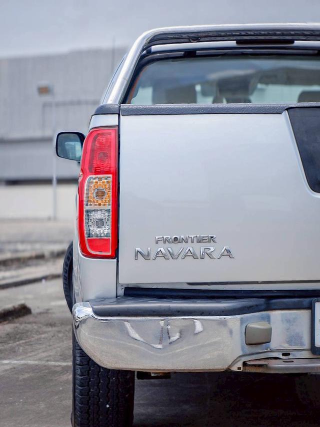 NISSAN NAVARA 2.5 LE KING CAB เกียร์ Auto สีบรอนซ์เทา ปี 2010  9