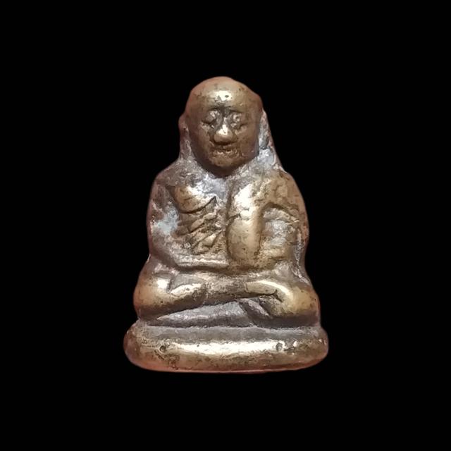 หลวงพ่อเงิน วัดบางคลาน จ.พิจิตร พิมพ์ขี้ตาสามชาย