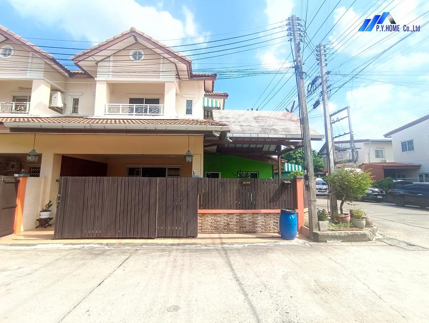 ขายทาวน์เฮ้าส์ หมู่บ้านซื่อตรงสายไหม บ้านเลขที่ 31/338 ซอย 36 ต.ลาดสวาย อ.ลำลูกกา จ.ปทุมธานี 2