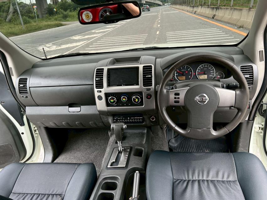 Navara 2.5 LE king cab ปี2013 จด2015 เกียร์ auto 9