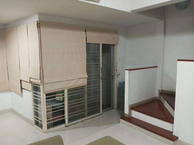 ให้เช่าทาวน์โฮม 3 ชั้น 4 ห้องนอน โครงการ ศุภาลัย วิลล์ ซอยรัชดา 32 (ซอยกรมส่งออก) ใกล้รถไฟฟ้าสายสีเหลือง MRT ลาดพร้าว 3